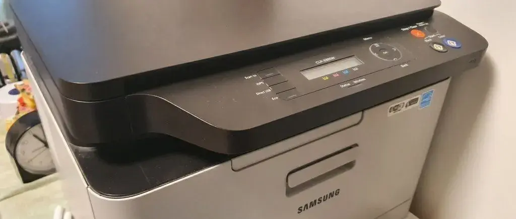 Farebna WiFi tlaciaren Samsung CLX-3305W REZERVOVANE