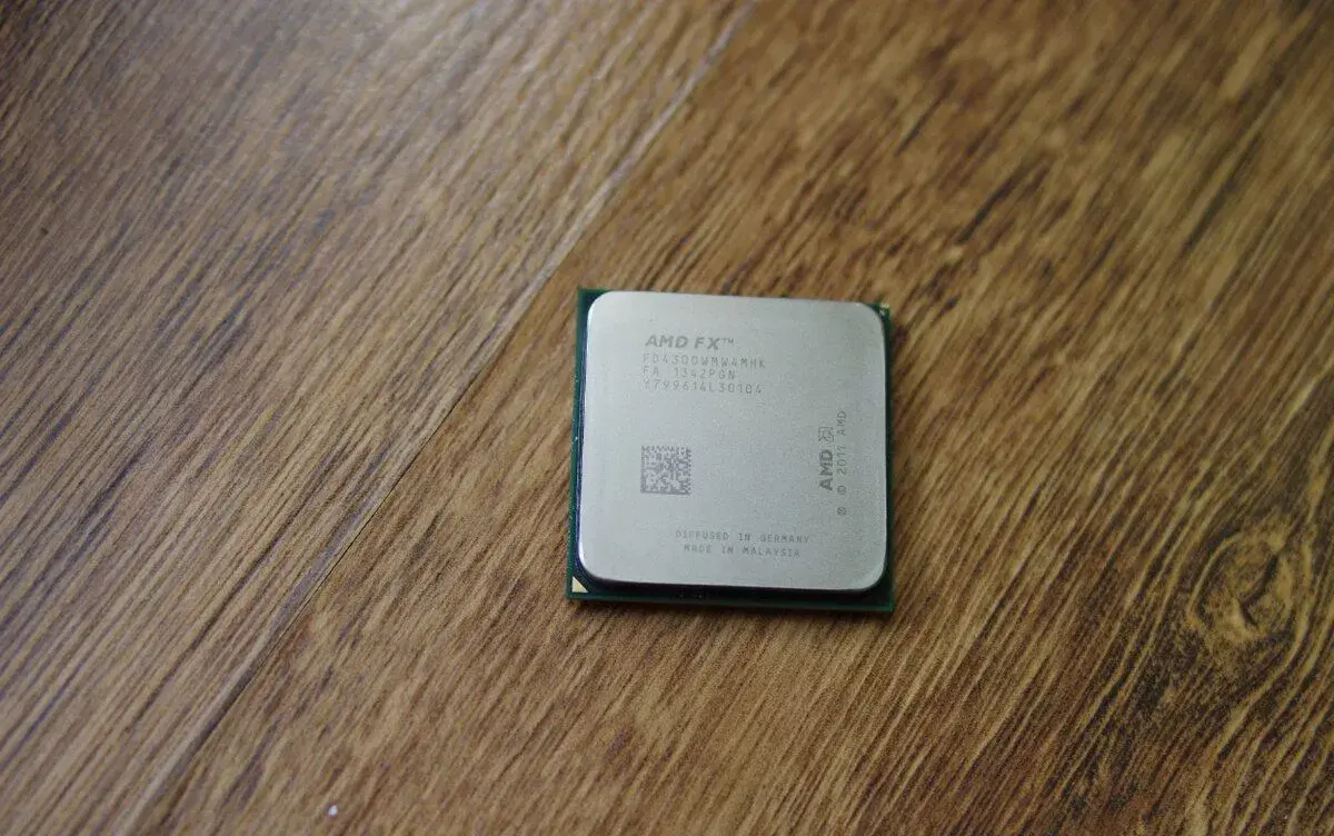Štvorjadrový procesor AMD FX-4300