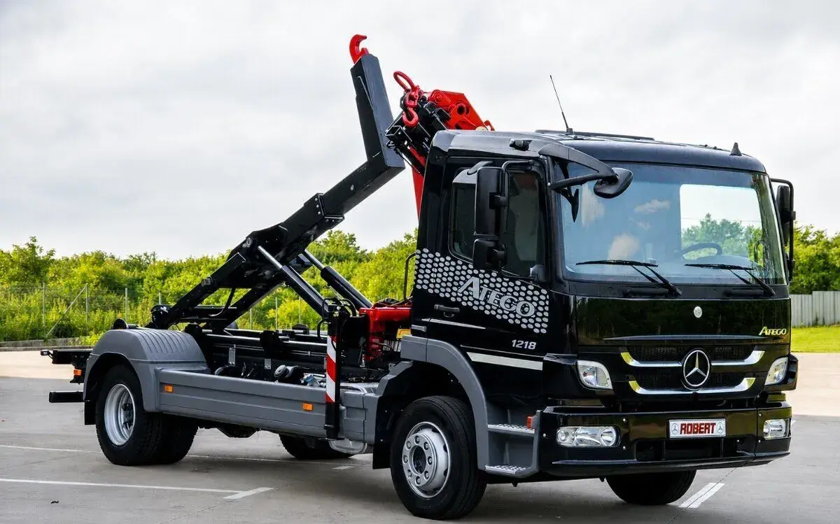 Mercedes-Benz ATEGO – 2013, 369 216 km