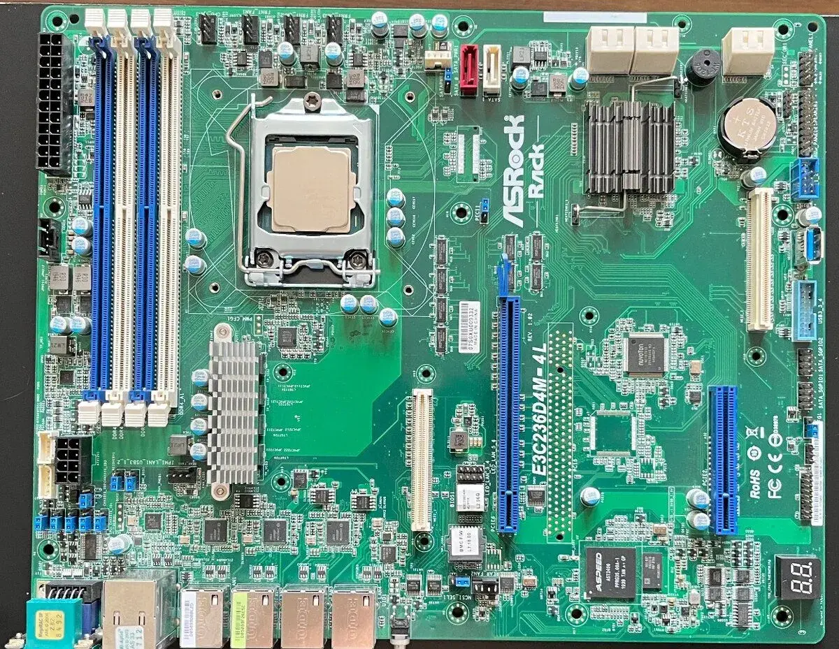 ASRock Rack E3C236D4M-4L + Xeon E3-1270 v6