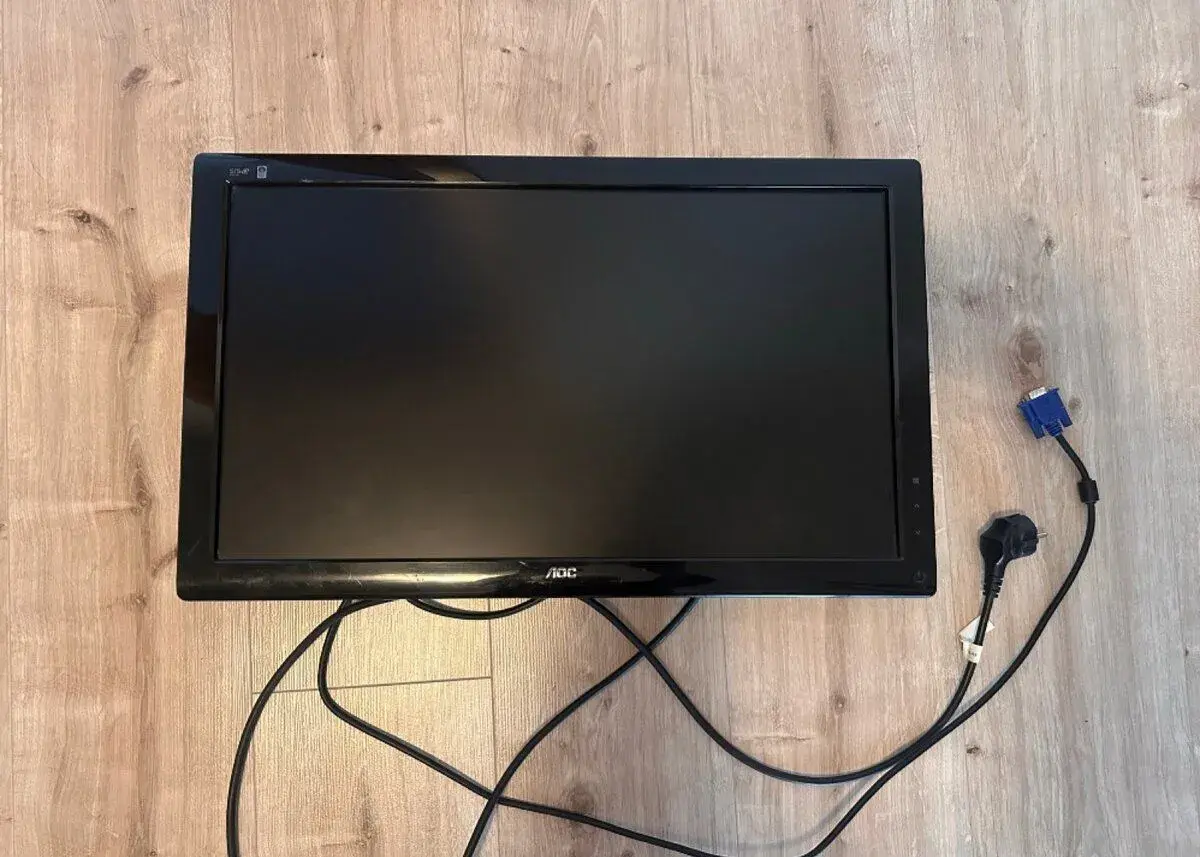 AOC 24" Full HD televízor