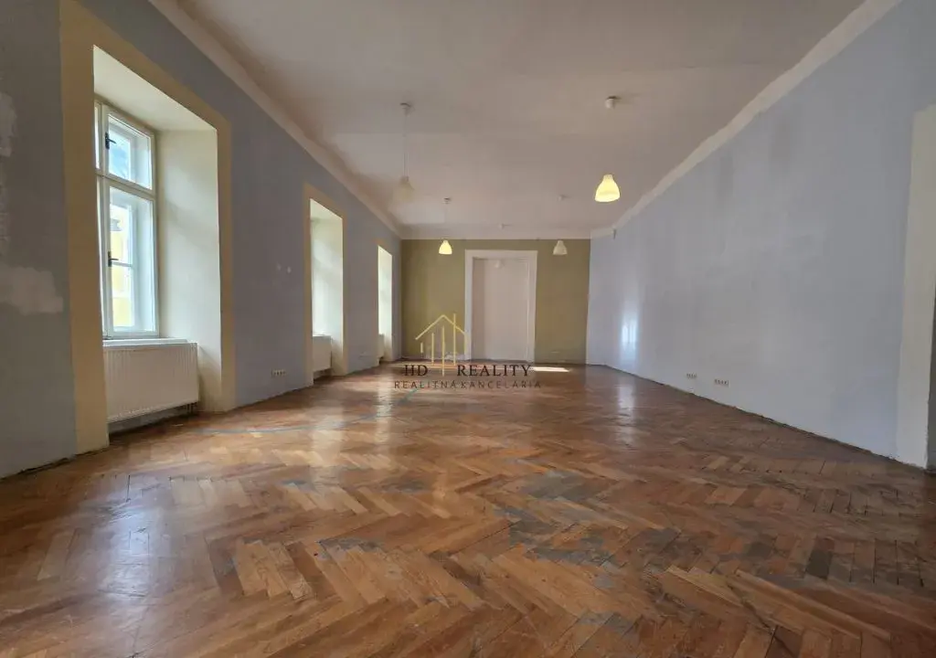 HD REALITY, Prenájom, priestorov v centre mesta Banská Štiav