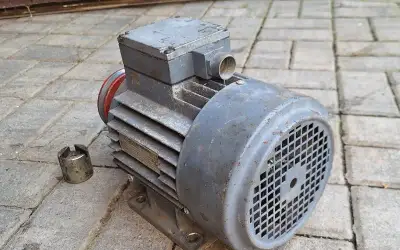 Elektromotor