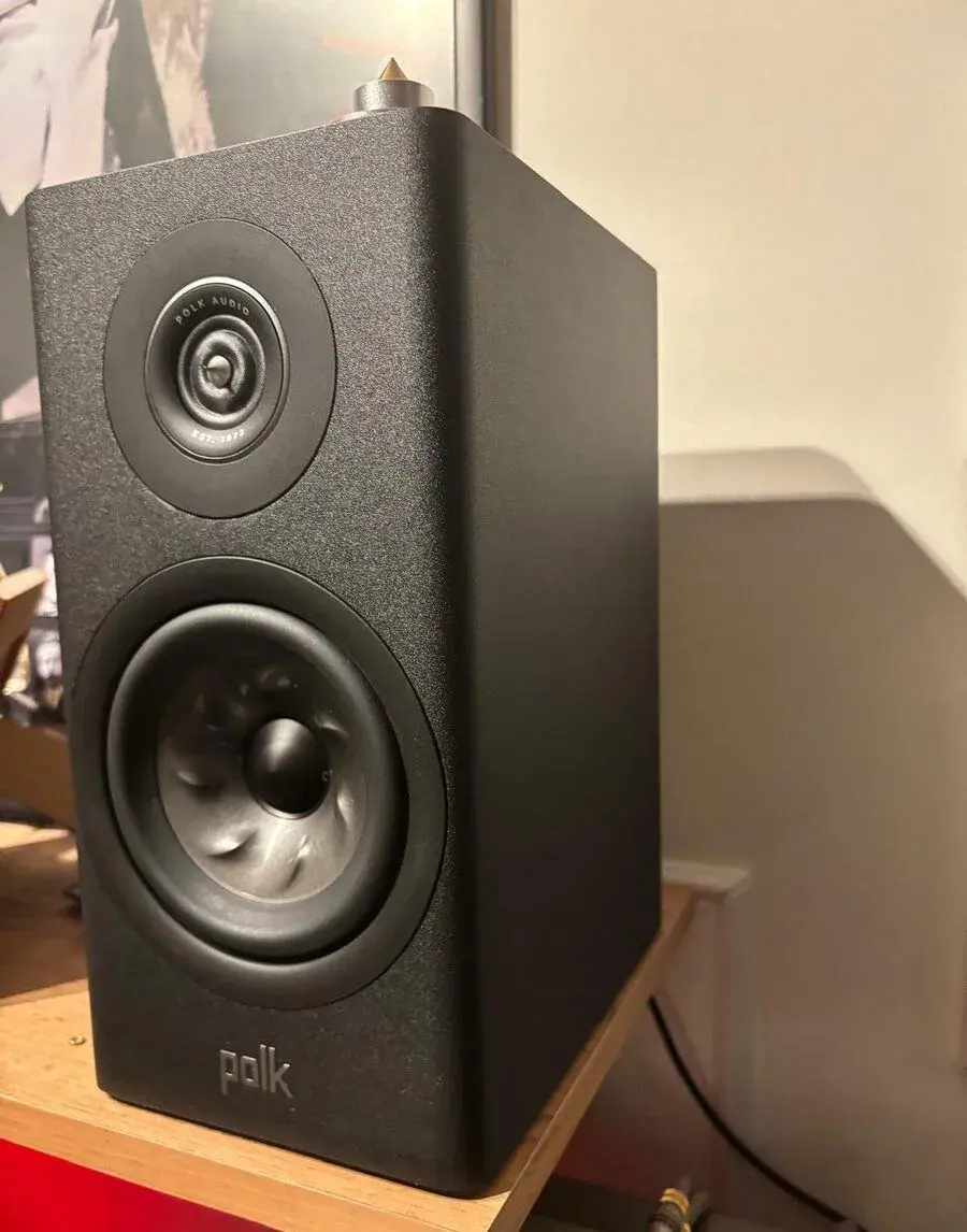 Polk Reserve R100