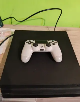 PS4 PRO 1TB