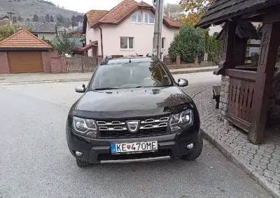 Daciu Duster 4x2( lpg)