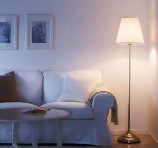 Ikea ÅRSTID Stojacia lampa