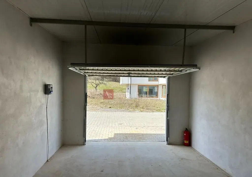Predaj garáž v obci Liptovské Kľačany okres Lipt. Mikuláš