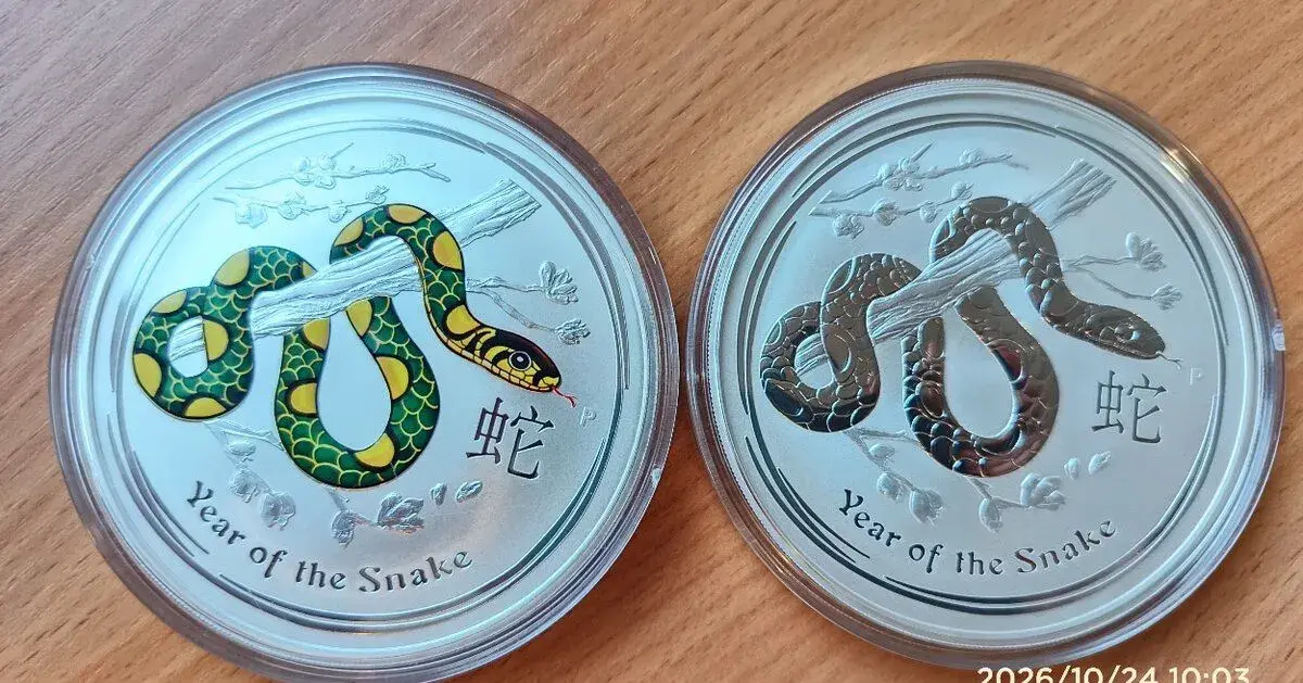 Striebro 10 Oz Lunar II Had + Farebná edícia