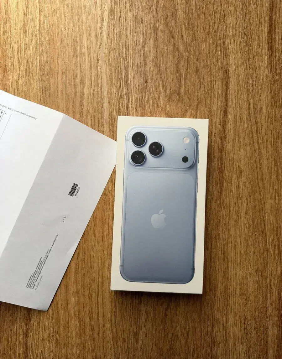 Iphone 18 pro max 512gb glacier