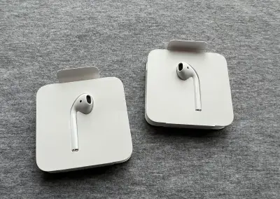 Náhradné slúchadlá Apple AirPods 2gen.