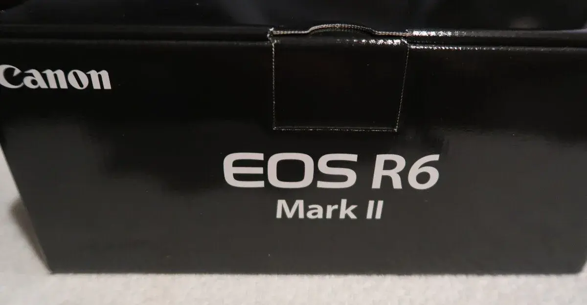 CANON EOS R6 mark II