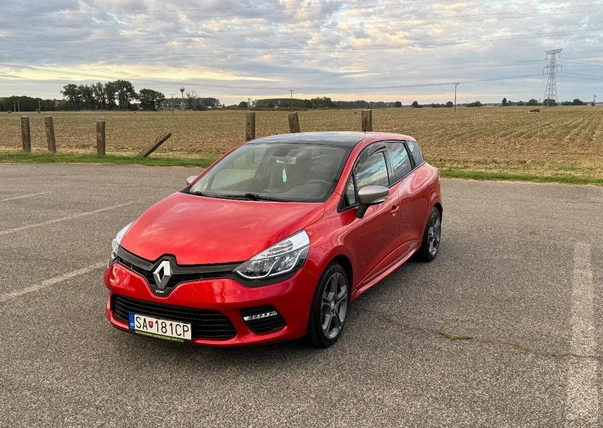Renault Clio – 2015, 149 000 km
