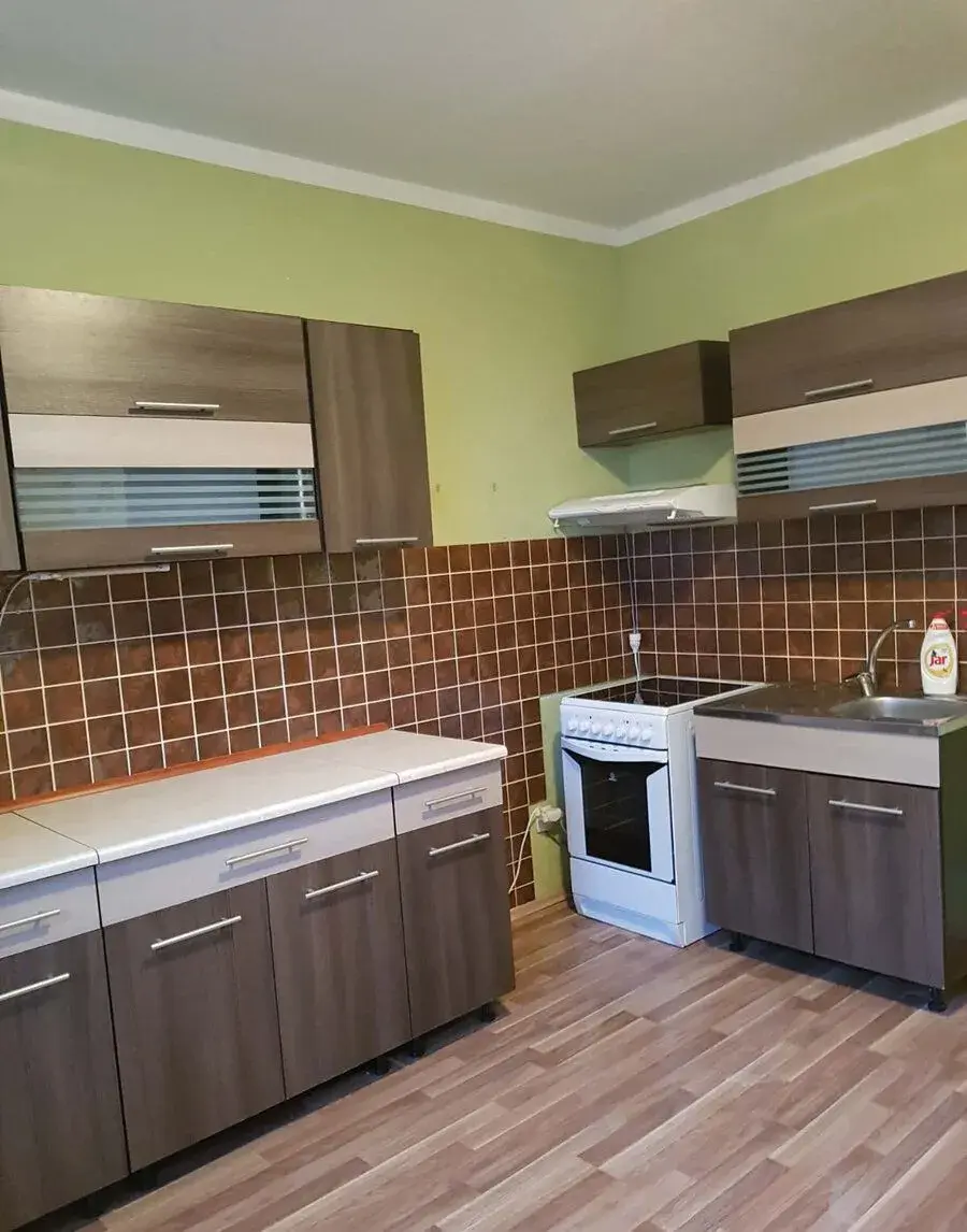 Prenájom veľký 1izb. byt, Lodiar, výťah, balkon, pivnica