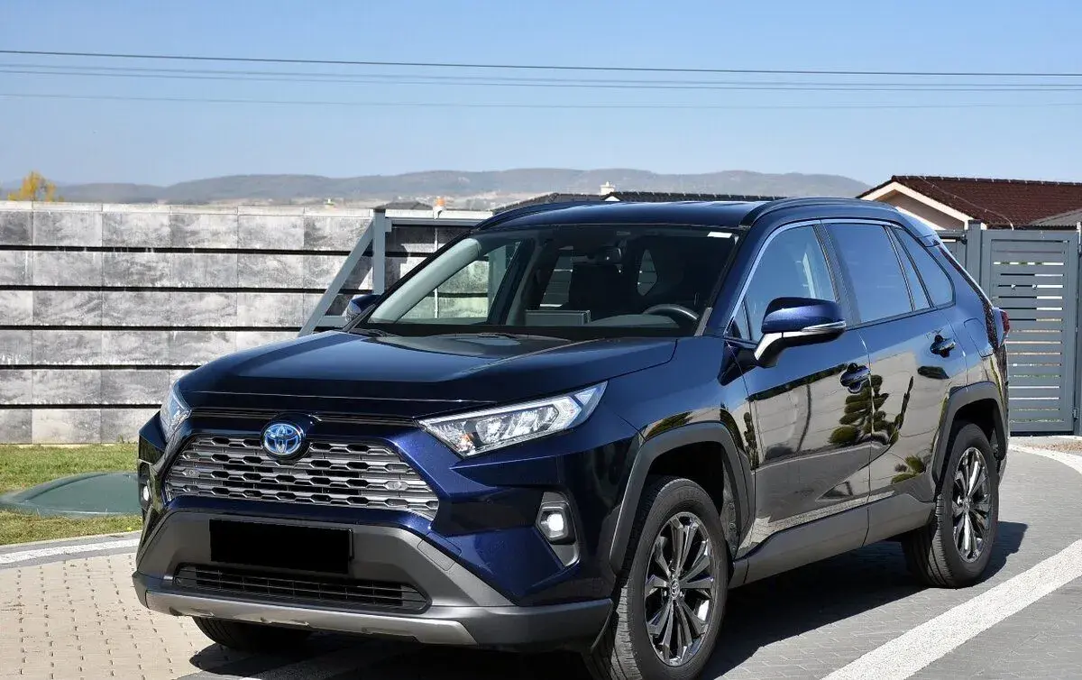 Toyota RAV4 – 2022, 138 250 km