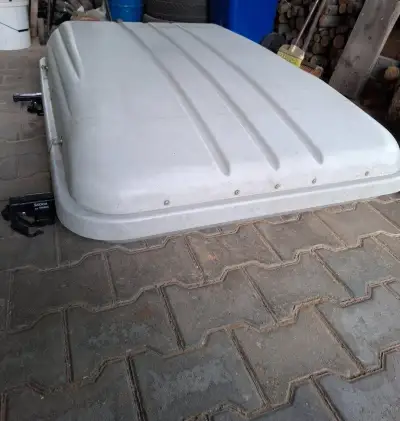 Strešný box