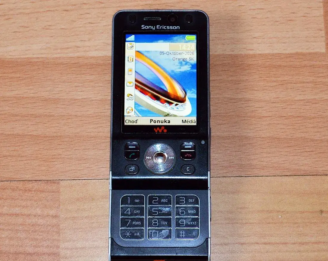 Mobil Sony Ericsson W910i