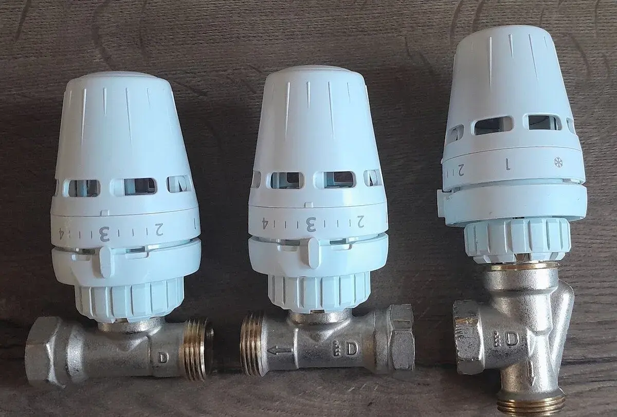 Termostatické hlavice DANFOSS + ventily