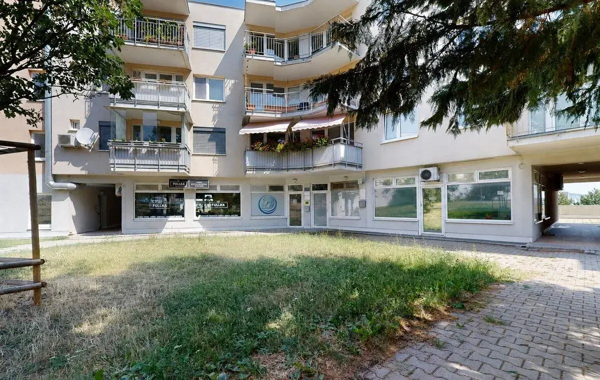 PREDAJ OBCHODNÉHO PRIESTORU V NOVOSTAVBE – KARLOVA VES
