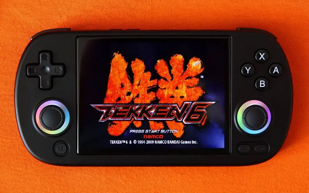 Anbernic RG40XX H, vymakaný PlayStation Portable - PSP