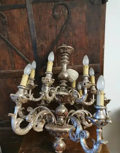 Starý luster