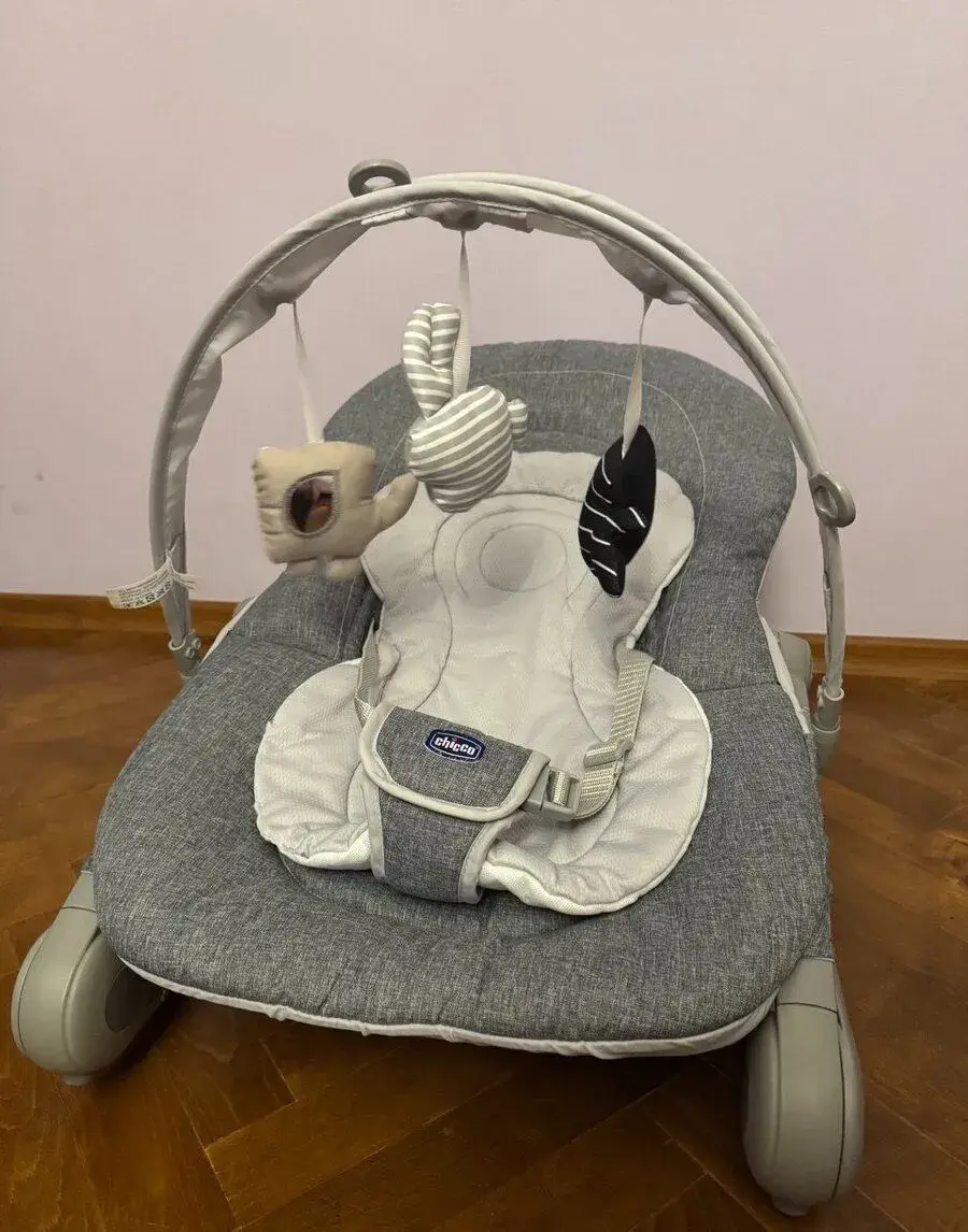 LEHÁTKO HOJDAČKA PRE DETI CHICCO HOOPLA