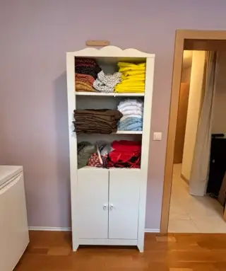 Skriňa IKEA Hensvik