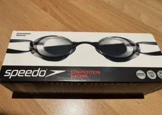 Speedo Sidewinder Mirror okuliare + puzdro