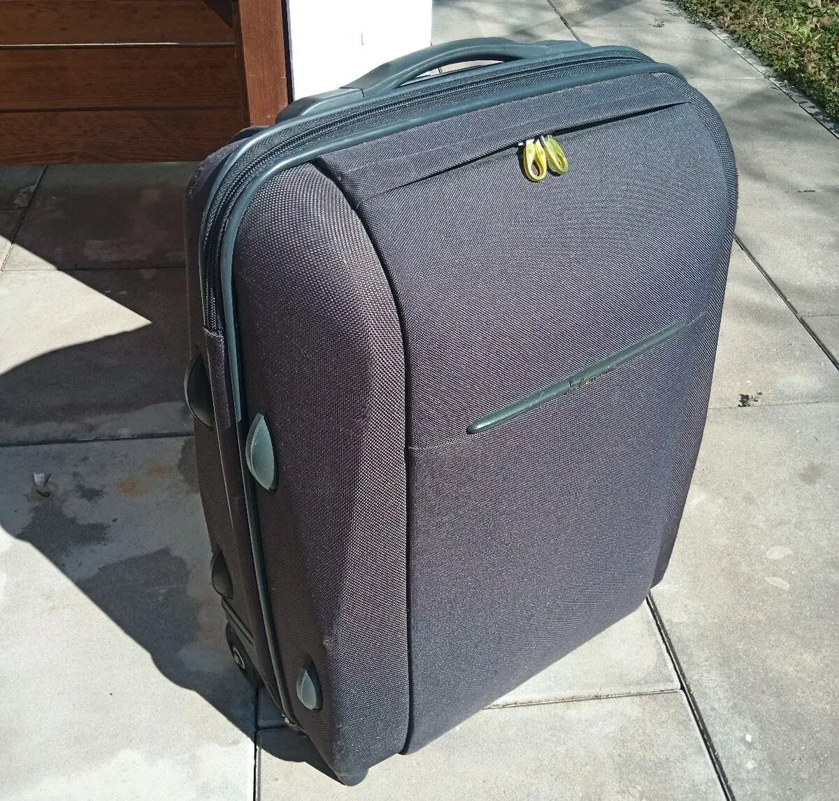 Kufor Samsonite na kolieskach, Batoh XD Design Bobby Compact