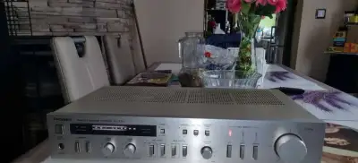 Technics SU-Z22