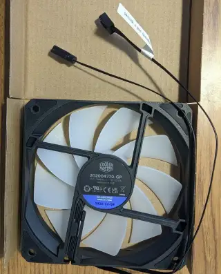 Cooler Master PWM ARGB 120 x 120 x 25mm ventilátor