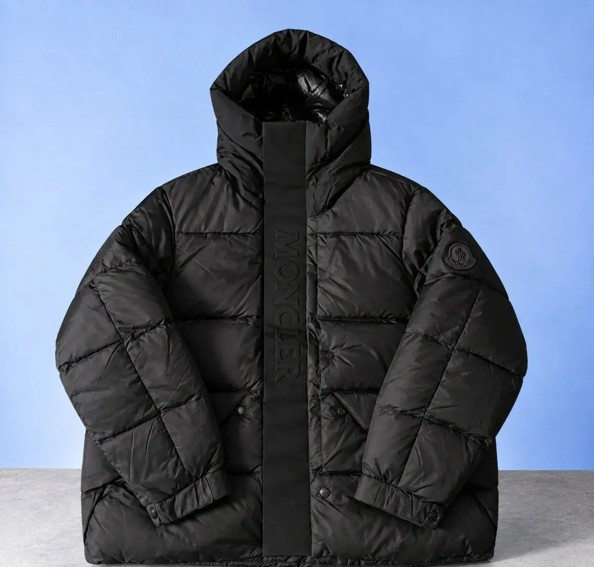 Moncler Cierna Bunda