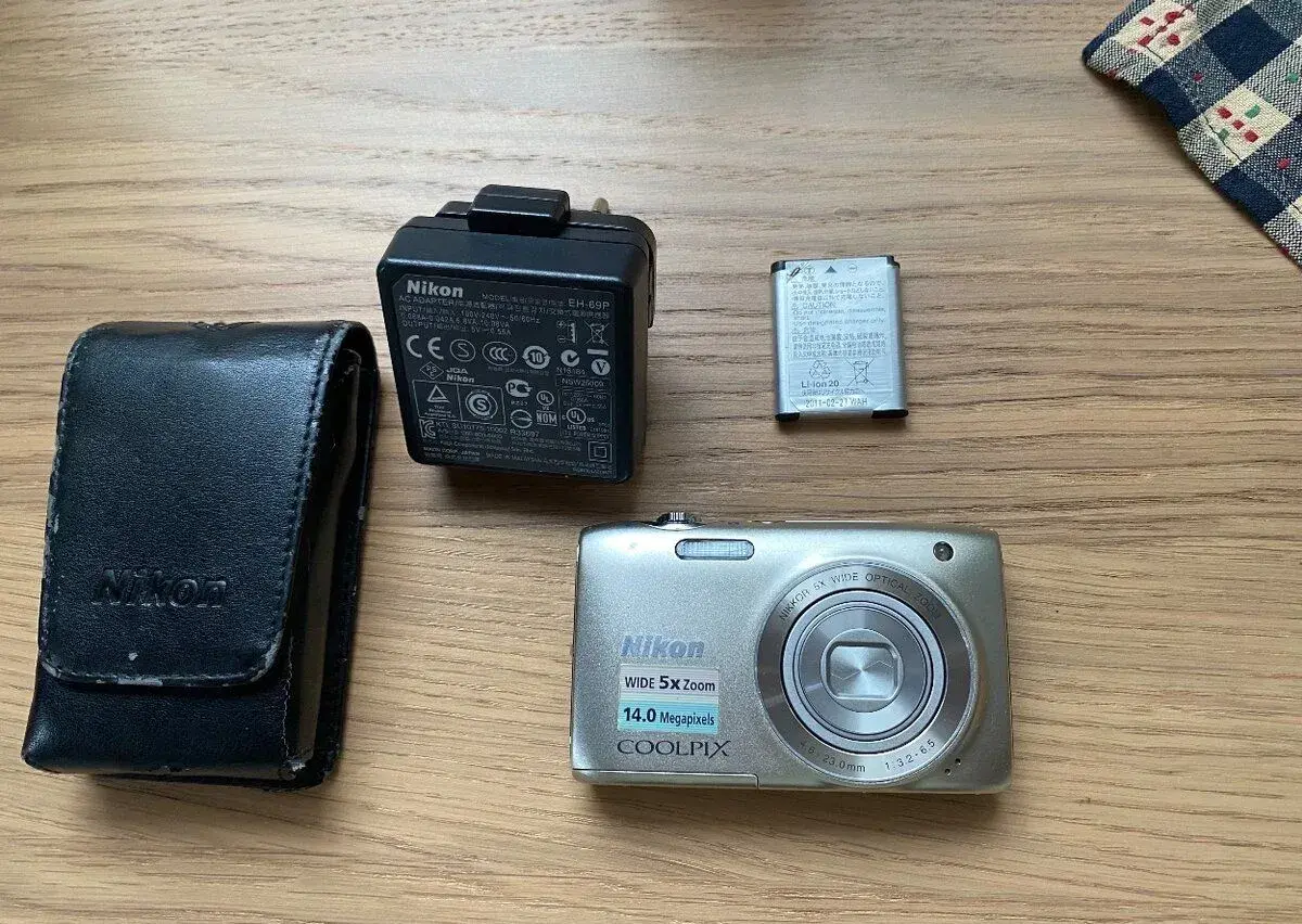 Nikon COOLPIX S3100