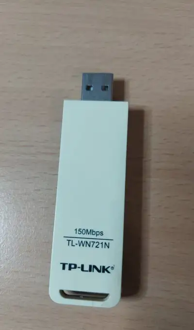 Vzácny TP-Link TL-WN721N 150Mbps USB WiFi adaptér - stav