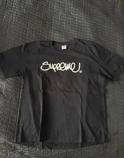 Supreme tee