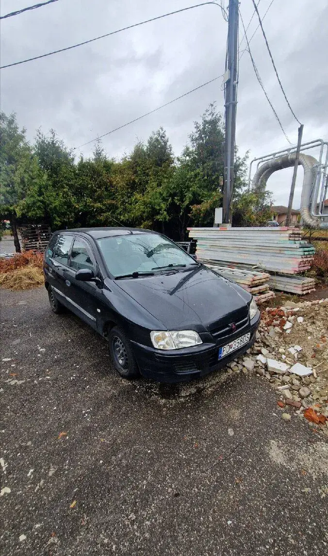 Mitsubishi space