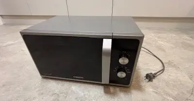 Mikrovlnnú rúru Samsung
