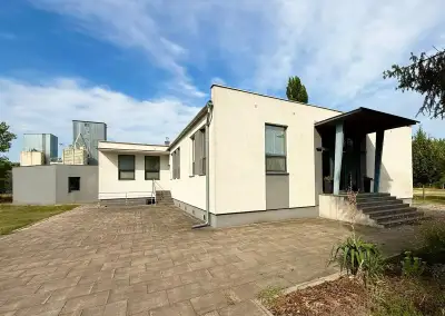 Prémiová administratívna budova 414 m² na predaj | Komárno