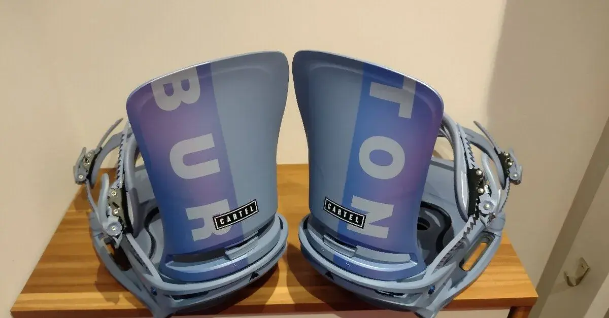 Burton / EST Cartel / Large (UK9+ / EU43+) / Slate Blue Logo