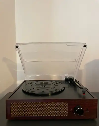 Gramofón MERSOCO s Bluetooth + 6 LP platní