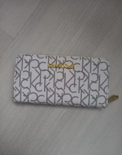 damska penazenka Calvin klein bleda