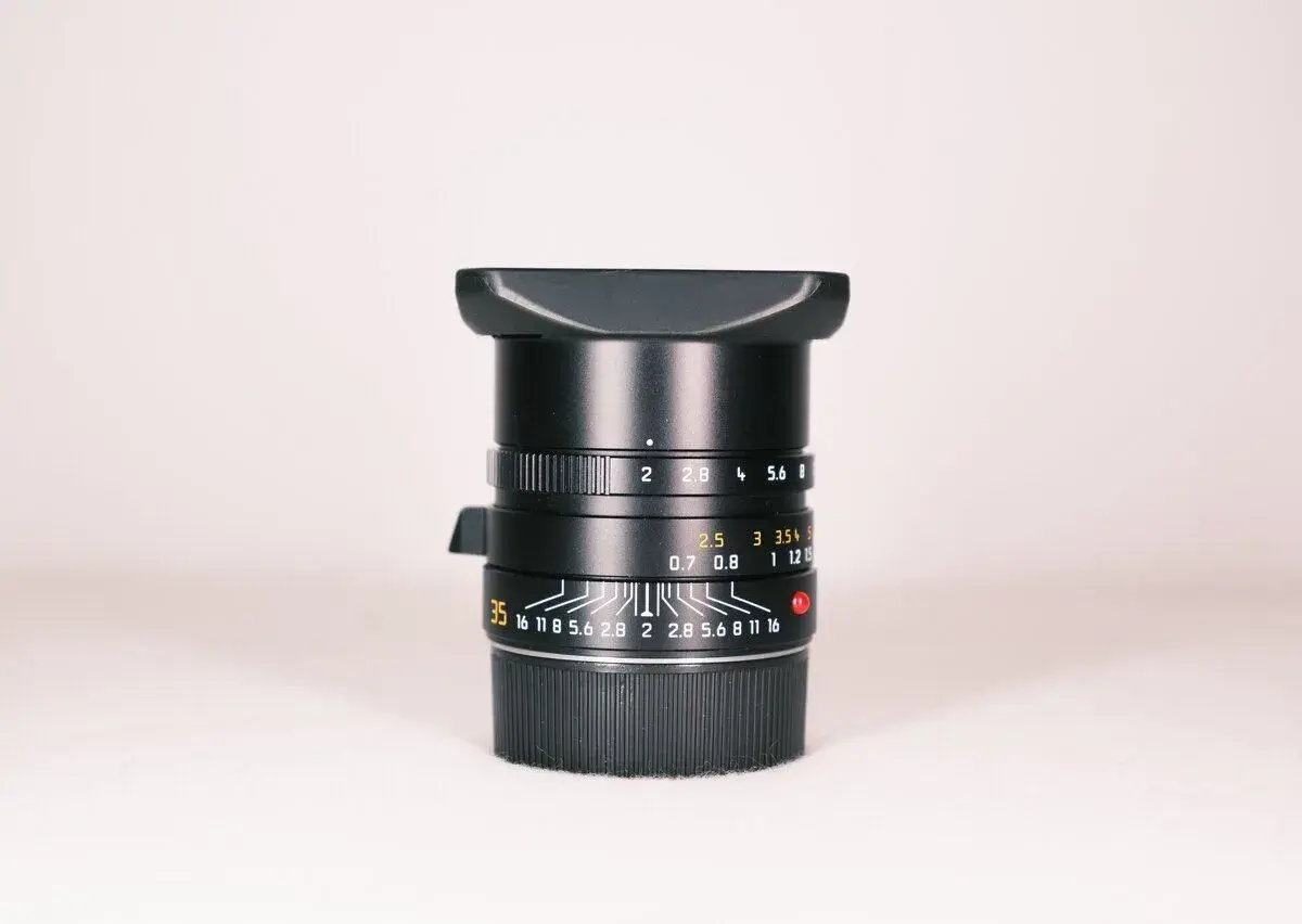 Leica Summicron-M 35mm F/2 ASPH Lens