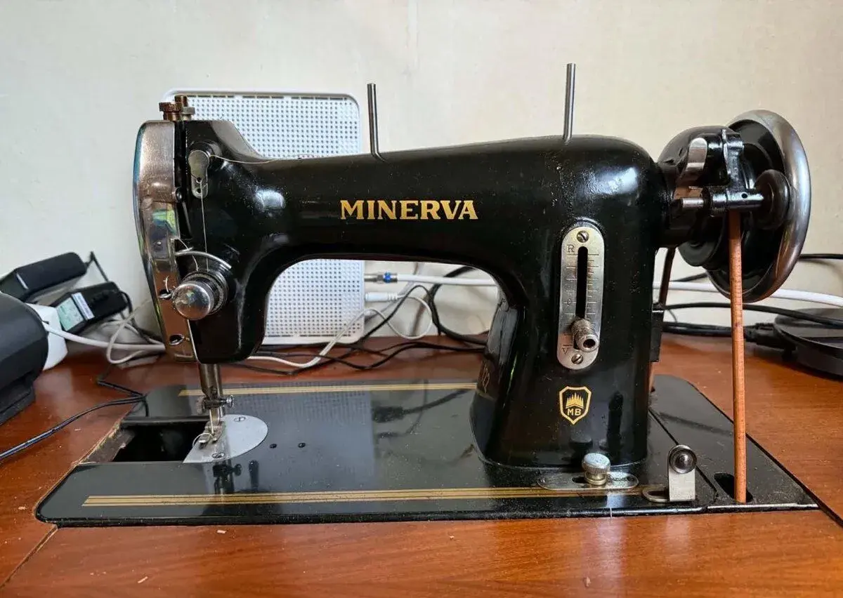 Šijací stroj Minerva