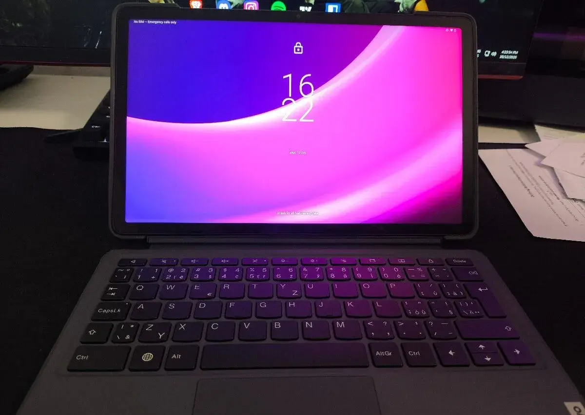 Lenovo Tab P11 (2nd Gen) 6GB/128GB LTE – Ako nový