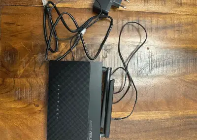 Router Asus RT-AC51U