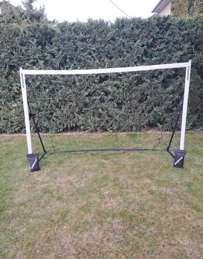Combo futbalovú bránku a odrážaciu sieť