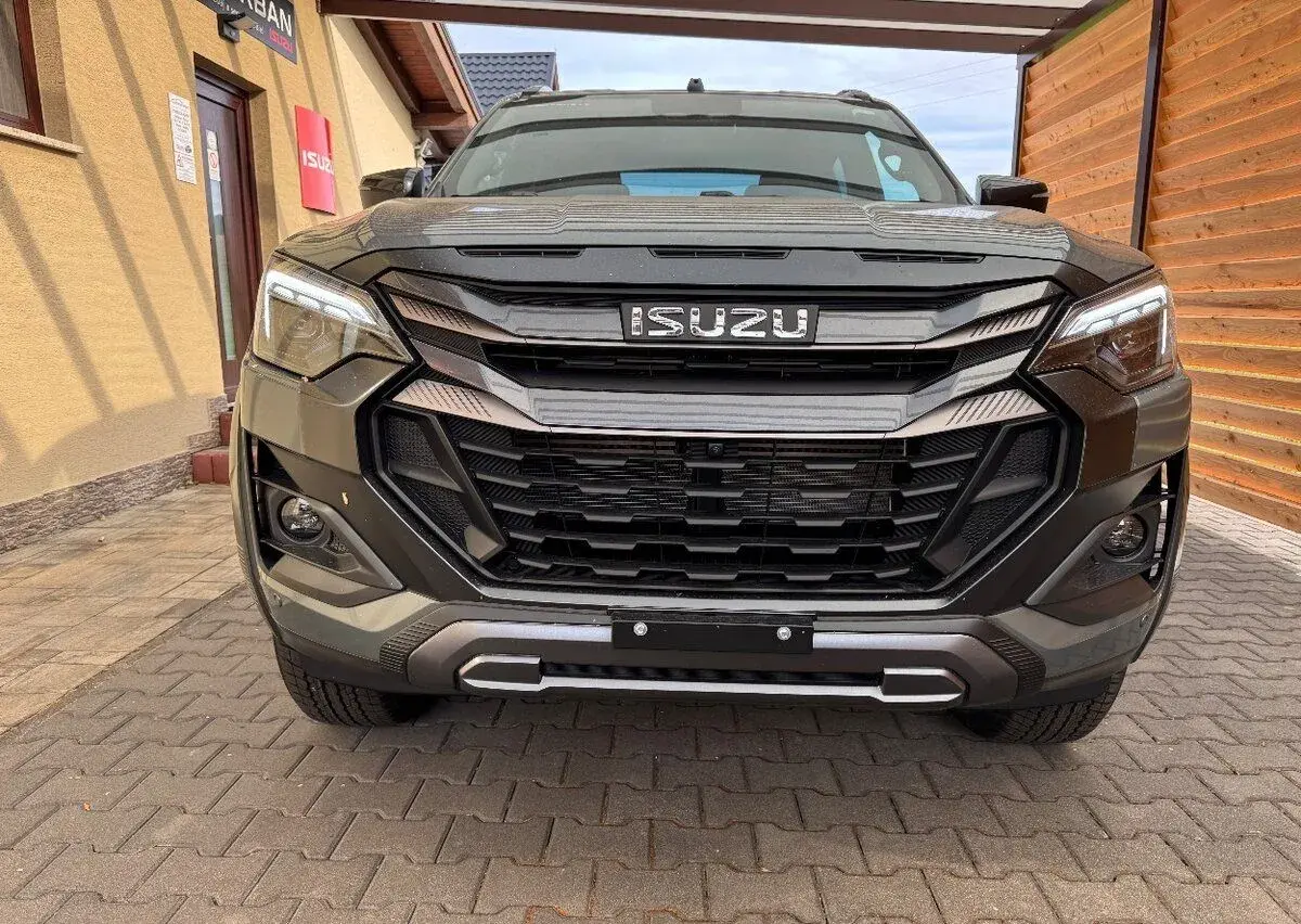 Isuzu D-Max – 180 km