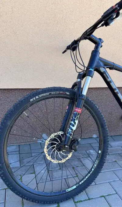 …Focus BLACK FOREST 27R 1.0 …