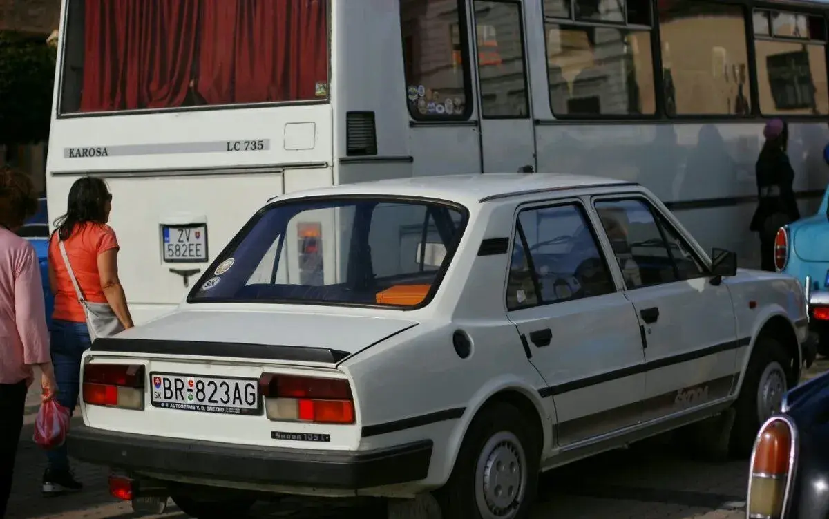 Škodu 105