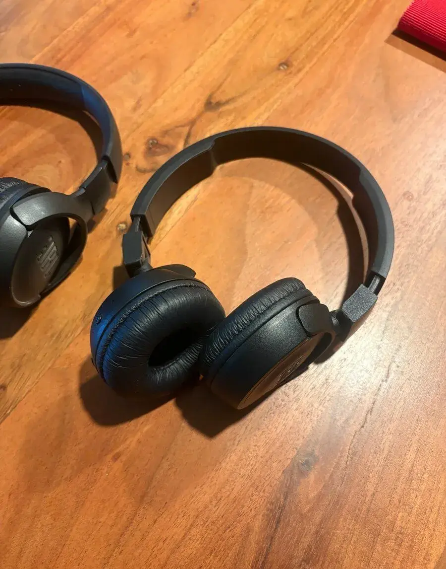 JBL slúchadla